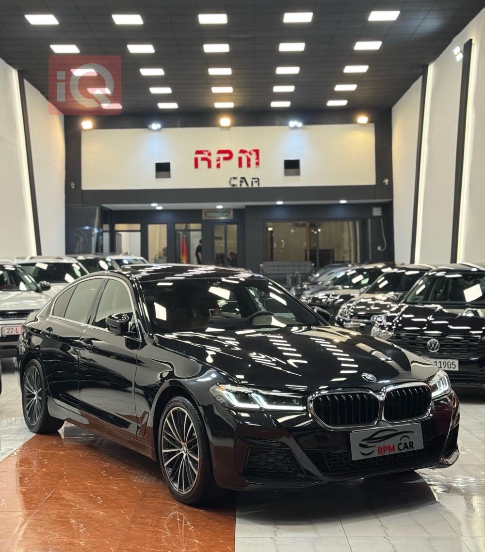 بی ئێم دەبڵیو سیریەس 5